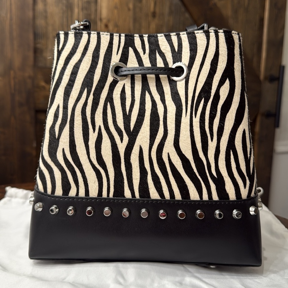 MICHAEL KORS Mercer Gallery Satchel Bucket - Picture 5 of 15